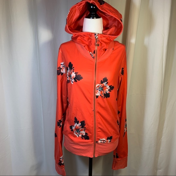 Lululemon Namaskar Hoodie - Picture 2 of 8